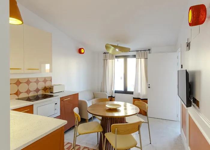 Penthouse With Breathtaking Views Of Heart Of * Alicante