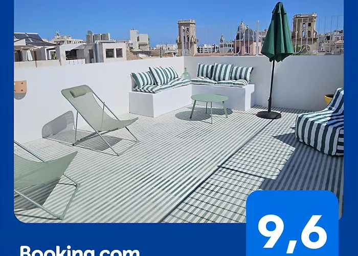 Penthouse With Breathtaking Views Of Heart Of Alicante