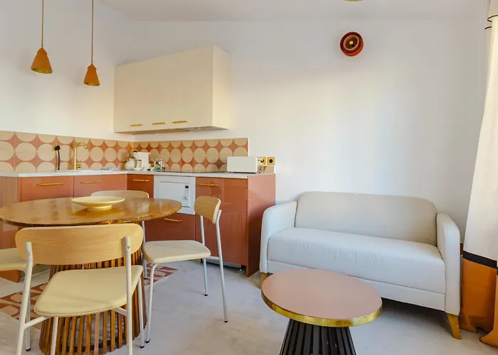 Apartamento Penthouse With Breathtaking Views Of Heart Of *